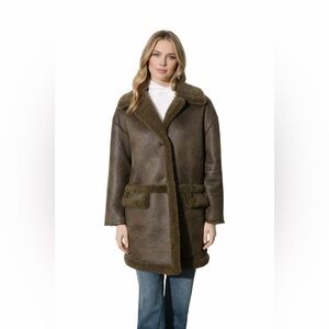 JAKKE FAUX SHEARLING COAT